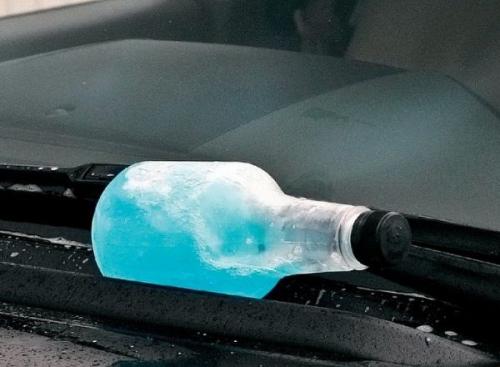 Что будет если не залить незамерзайку. Чем можно быстро растопить воду в бачке омывателя зимой