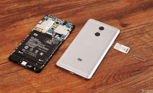 Как разобрать телефон Xiaomi. Инструкция о том, как открыть крышку Xiaomi