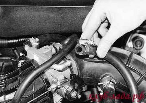 Куда заливать антифриз приора. Замена охлаждающей жидкости Приоры