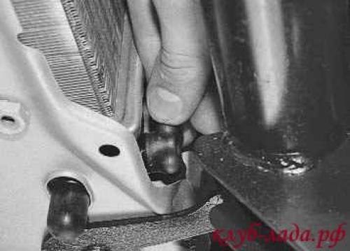 Куда заливать антифриз приора. Замена охлаждающей жидкости Приоры