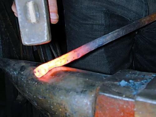 Ключ для разборки чугунных батарей. Радиаторный ключ — виды, размеры, как сделать своими руками