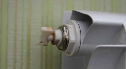 Как залить воду в систему отопления без насоса. Как залить воду в закрытую систему отопления