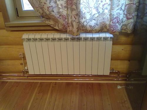 Простая система отопления частного дома. На каком этапе строительства или ремонта надо делать водяное отопление?