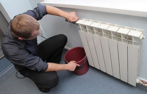 Замена радиаторов отопления в квартире. Замена радиаторов отопления: правильный подход и последовательность действий 01